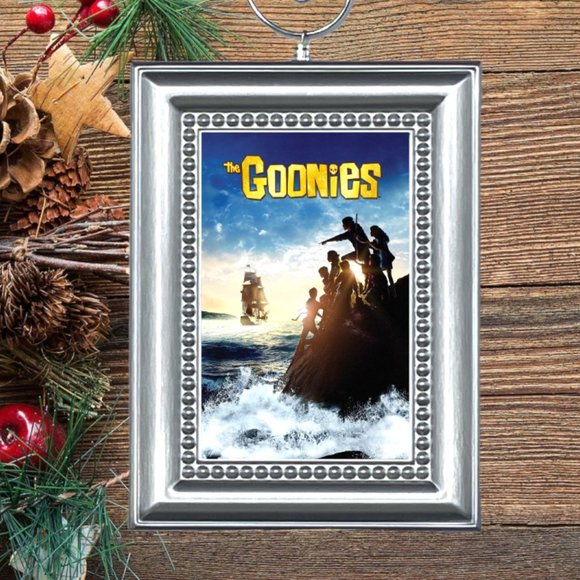 Goonies Retro Movie Memorabilia Christmas Tree‎ Ornament - Picture 1 of 3